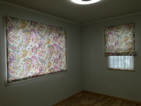 お部屋を明るく華やかにしたいとき選ぶカーテンは？