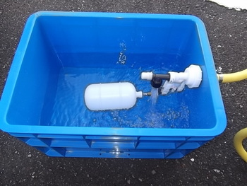新しいエアコン高圧洗浄機用に給水タンクを作ってみました。