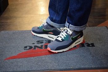 NIKE Air Max 90 Premium SE