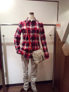 ♪スタッズ付きチェックシャツ