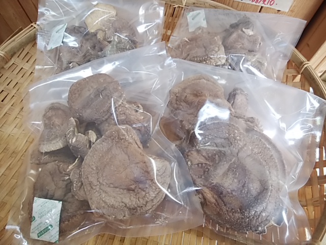 旨味たっぷり ダシのよくでる 九州の干し椎茸が入荷再開 旨味たっぷり ダシのよくでる 九州の干し椎茸が入荷再開