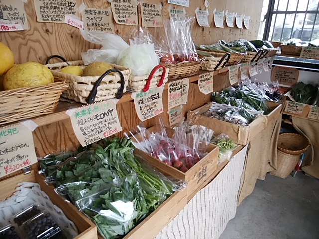 多くのご来店ありがとうございます 25日は雨で野菜が数量限定になりそう 多くのご来店ありがとうございます 25日は雨で野菜が数量限定になりそう