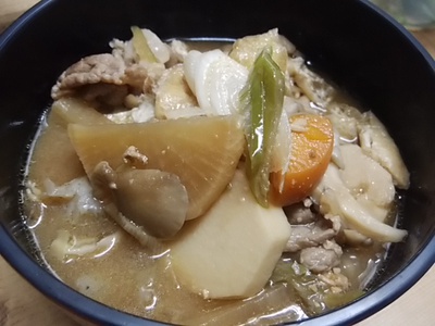 私利私欲の豚汁 販売用の里芋流用 豚汁も美味しい里芋です 私利私欲の豚汁 販売用の里芋流用 豚汁も美味しい里芋です