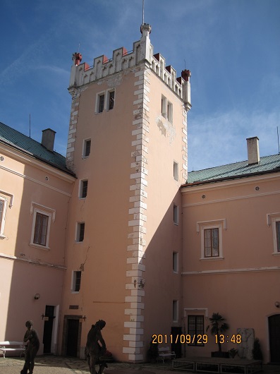 私が訪れたチェコの城　Klasterec  nad  Ohri
