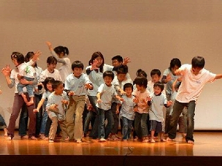 「ママといっしょに英語であそぼう!」ラボ・パーティー