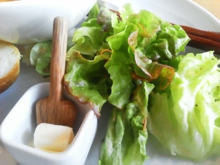 隠れ家カフェ『standar e funiture, kitchen &cafe』