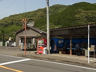 「みんながわざわざ通うケーキ屋さん」オムリブル