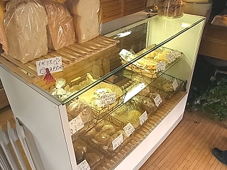 パン工房 コロネの「コロネクリーム実演販売」