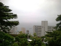 雨の熱海
