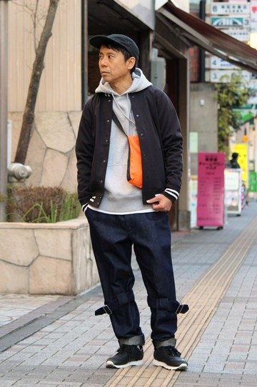 【SALE】SISEのフ―ディスウェット 【SALE】SISEのフ―ディスウェット