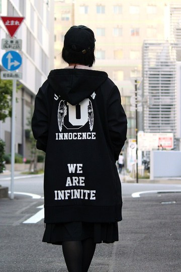 アンダーカバーのHooded Big ××× アンダーカバーのHooded Big ×××