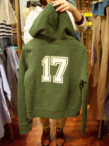 アバクロZIPパーカ入荷!