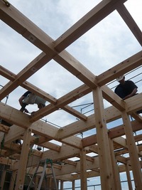 ■ 本日、建て方作業中！■「しずおか優良木材の家」・島田市■