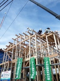 ■ 本日、建て方作業中！■「しずおか優良木材の家」・島田市■