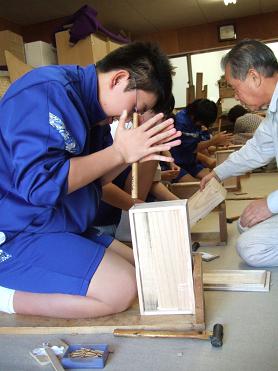 藤枝桐箪笥の伝統　（静岡県・郷土伝統工芸品）