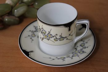 里帰り オールドノリタケ マルキ印 梅紋カップ&ソーサー 里帰り オールドノリタケ マルキ印 梅紋カップ&ソーサー