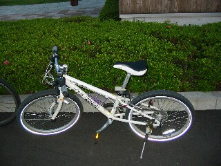 自転車でシズオカ家具メッセへ