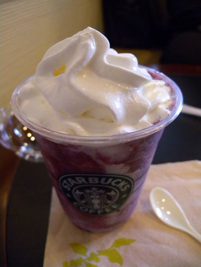 ブルーベリー クリーム フラペチーノ(T:480円)