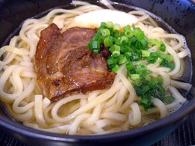 沖縄ソーキそば<br />