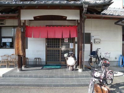 マルナカ(藤枝朝ラーの聖地):中華そば