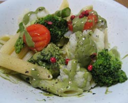 緑茶マヨネーズあえパスタサラダ