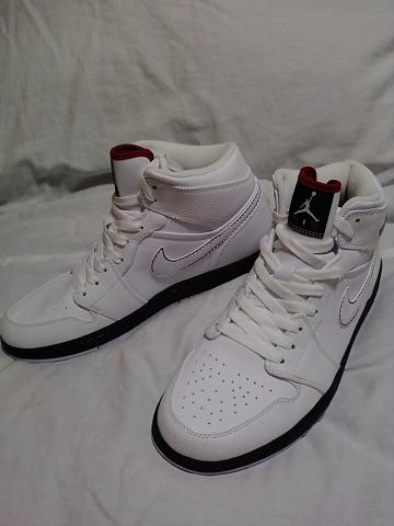 NIKE:ストックスニーカー02