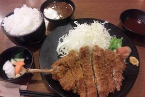 950円チキンカツ定食!池田のスエヒロさん!