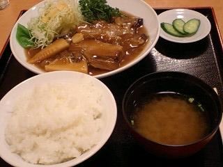 角煮定食!ボリューム有り 新蒲原 丸大飯店さん!