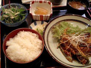 お手頃で美味しい和食を食べるなら・・・ペガサートビル地下!