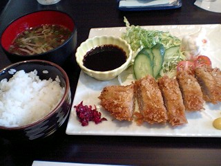 今だけ500円!ちゃんこダイニング若!若カツ定食880円