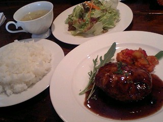 絶品静岡初(発)仔猪肉のハンバーグ!山崎ロッソさんより!