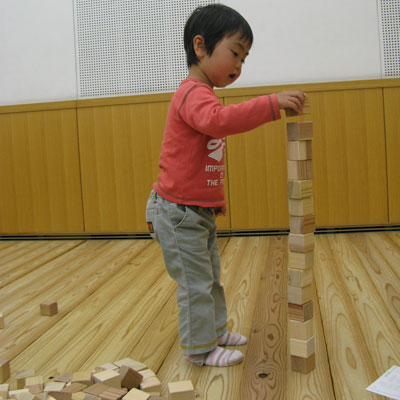 子育てQ-BU「キコロ」で遊ぼう 4月やりました