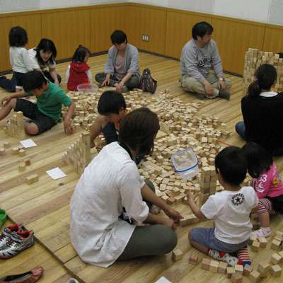 子育てQ-BU「キコロ」で遊ぼう 4月やりました