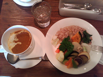 カレー屋さんのワイヤーアート