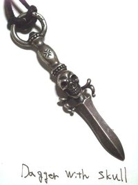 DAGGER　WITH　SKULL