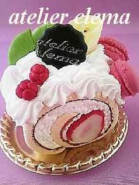 盛りロールケーキ（フェイク）