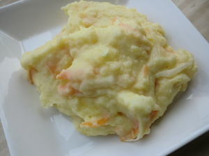 最近作っているポテサラ