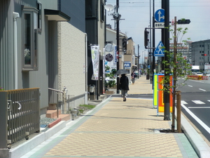 お車でお越しのお客様へ