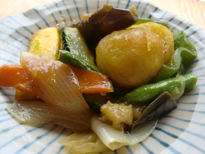 夏野菜たっぷりのヘルシーキーマカレー