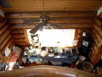 ハンドカットログハウスの茶工房　ちゃーみい