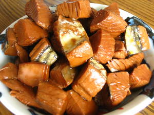 やたさんの鰹の角煮