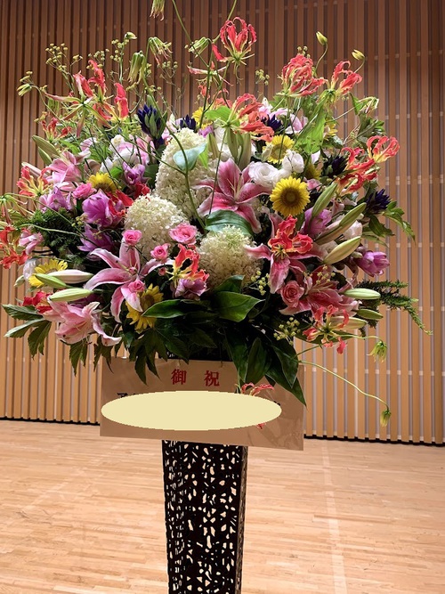 Flower stand for recital 2