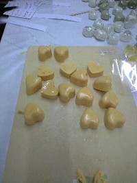 ロランフェスティバル（５月３日開催）用のクリア石けん作り