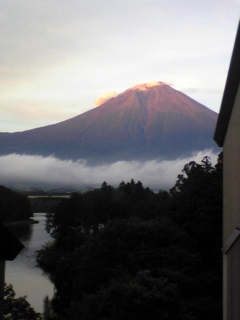 雨上がりの富士山
