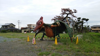 ☆空き地に恐竜！！！☆