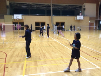 焼津港中バトミントン4月の練習日☆