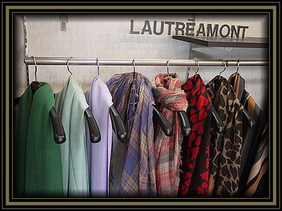 ロリアンblog「かわいいストール入荷　Y(^。^)　」