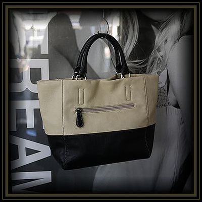 ロリアンblog「 バイカラーのトートバッグ」