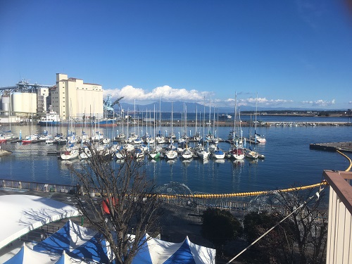 青い空、青い海、これが清水湊