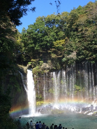 虹の白糸の滝